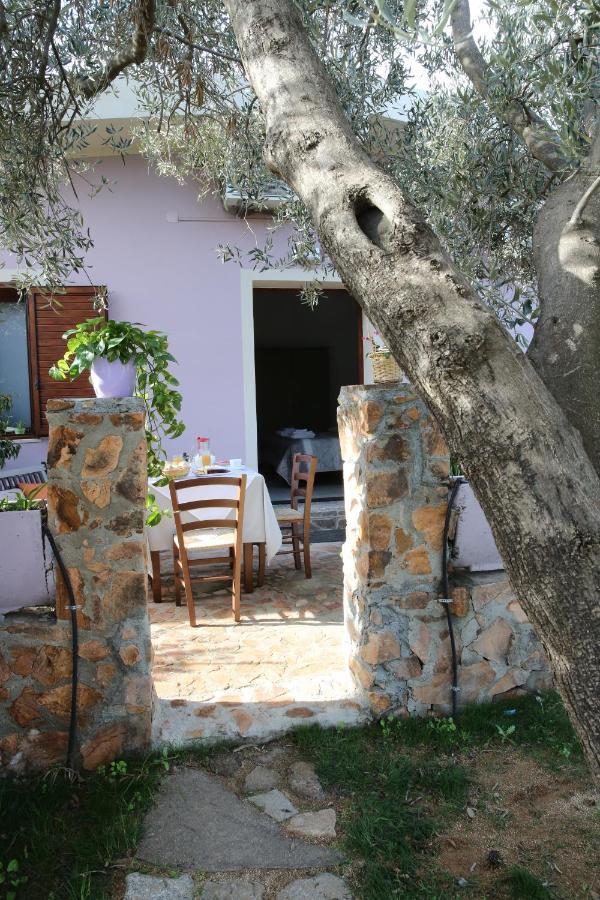 B&B Campu Moru Бари-Сардо Экстерьер фото
