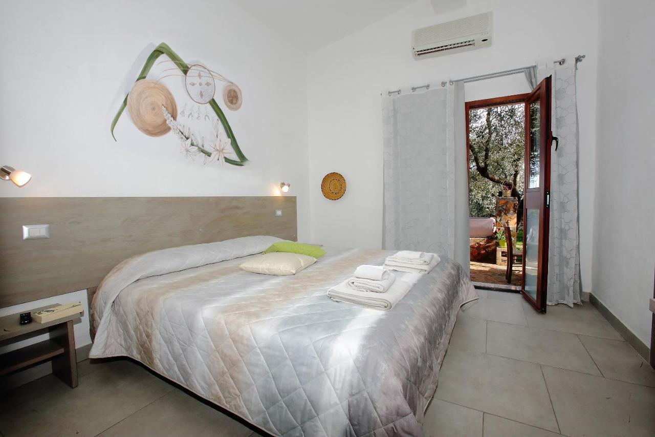 B&B Campu Moru Бари-Сардо Экстерьер фото